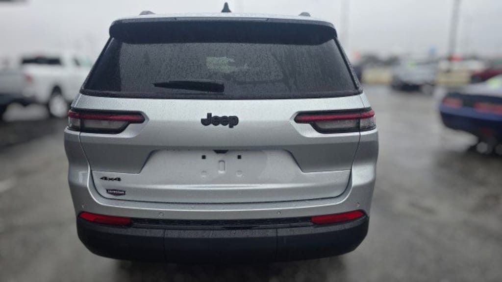 New 2025 Jeep Grand Cherokee L ALTITUDE X 4X4 Sport Utility