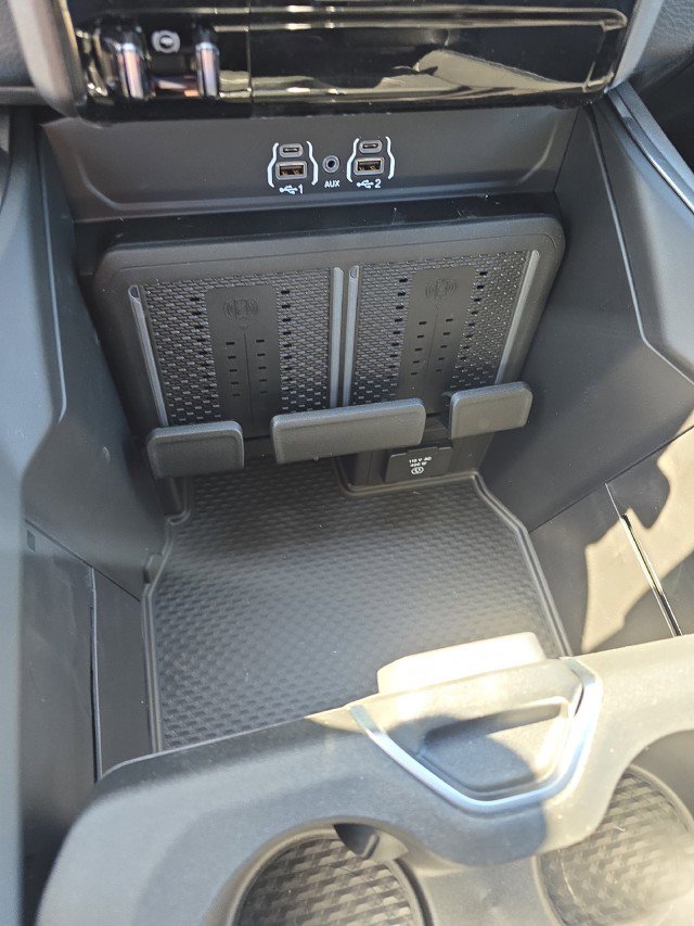 2026 RAM 2500 Laramie - Photo 18
