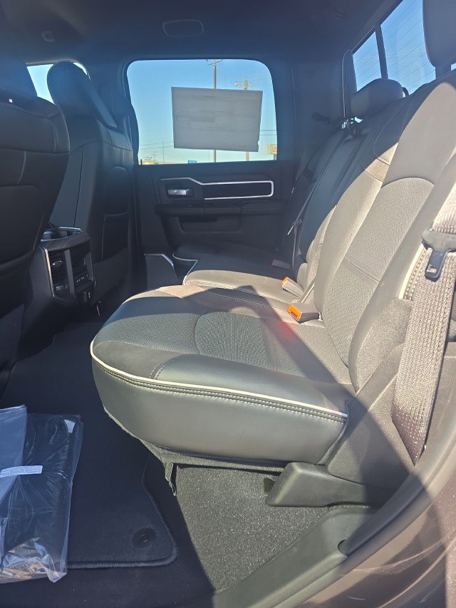 2026 RAM 2500 Laramie - Photo 6