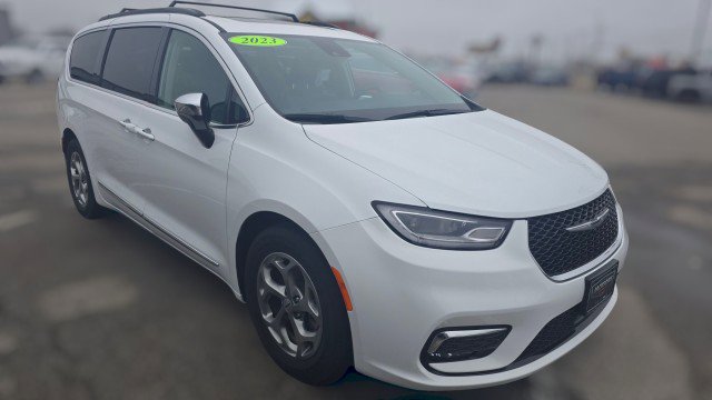Used 2023 Chrysler Pacifica Limited with VIN 2C4RC1GG2PR533636 for sale in Enid, OK