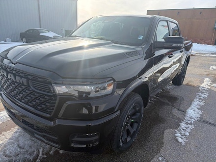 2026 Ram 1500 BIG HORN CREW CAB 4X4 5'7 BOX Pickup