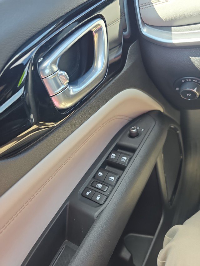 2025 Jeep Compass Limited - Photo 10
