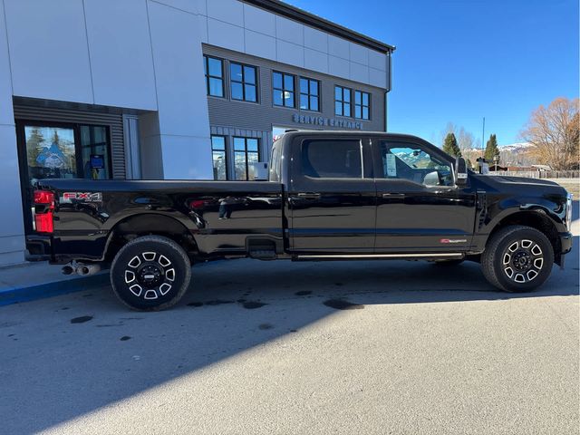 2026 Ford F-350 Super Duty Platinum - Photo 14