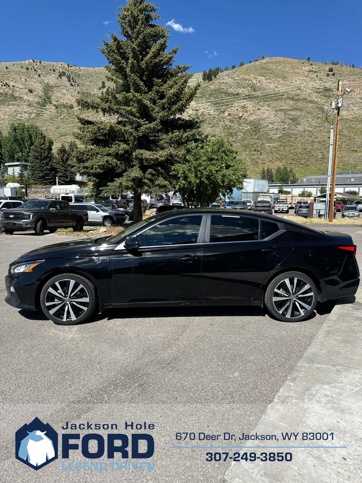 2021 Nissan Altima 2.5 SR photo 3