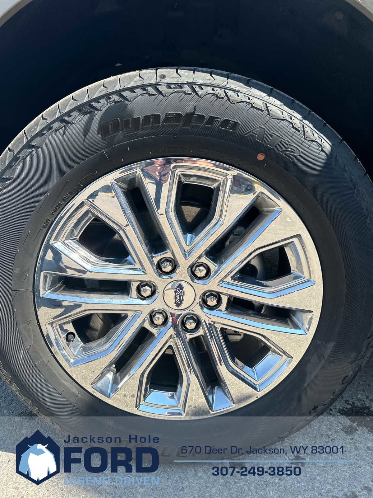 2025 Ford F-150 Lariat photo 3