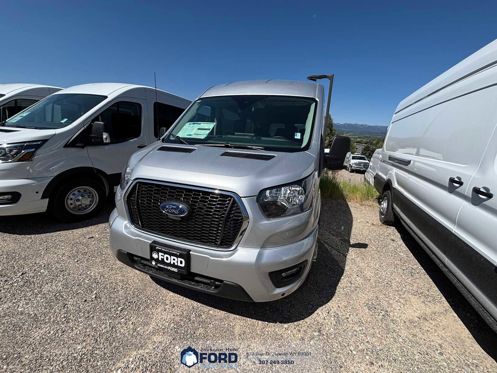 2025 Ford Transit photo 4