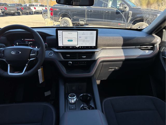 2026 Ford Explorer ST - Photo 24