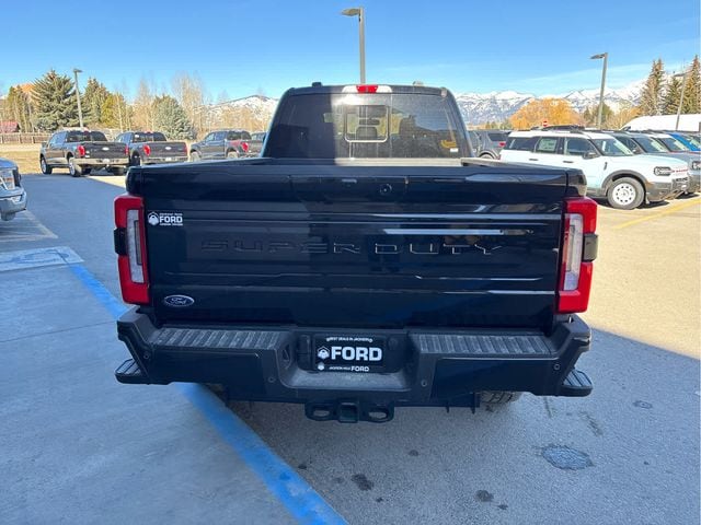 2026 Ford F-350 Super Duty Platinum - Photo 11