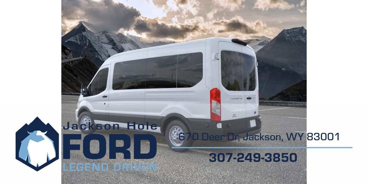 2025 Ford Transit photo 4