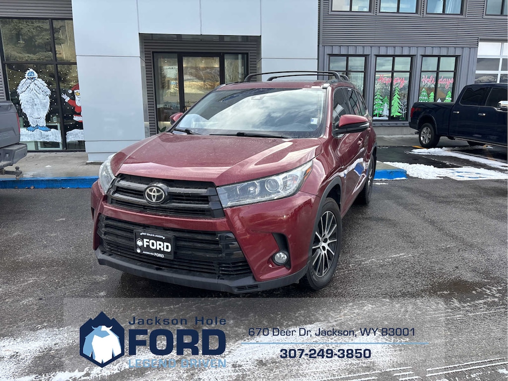 Used 2018 Toyota Highlander SE SUV