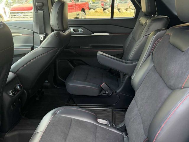 2026 Ford Explorer ST - Photo 17