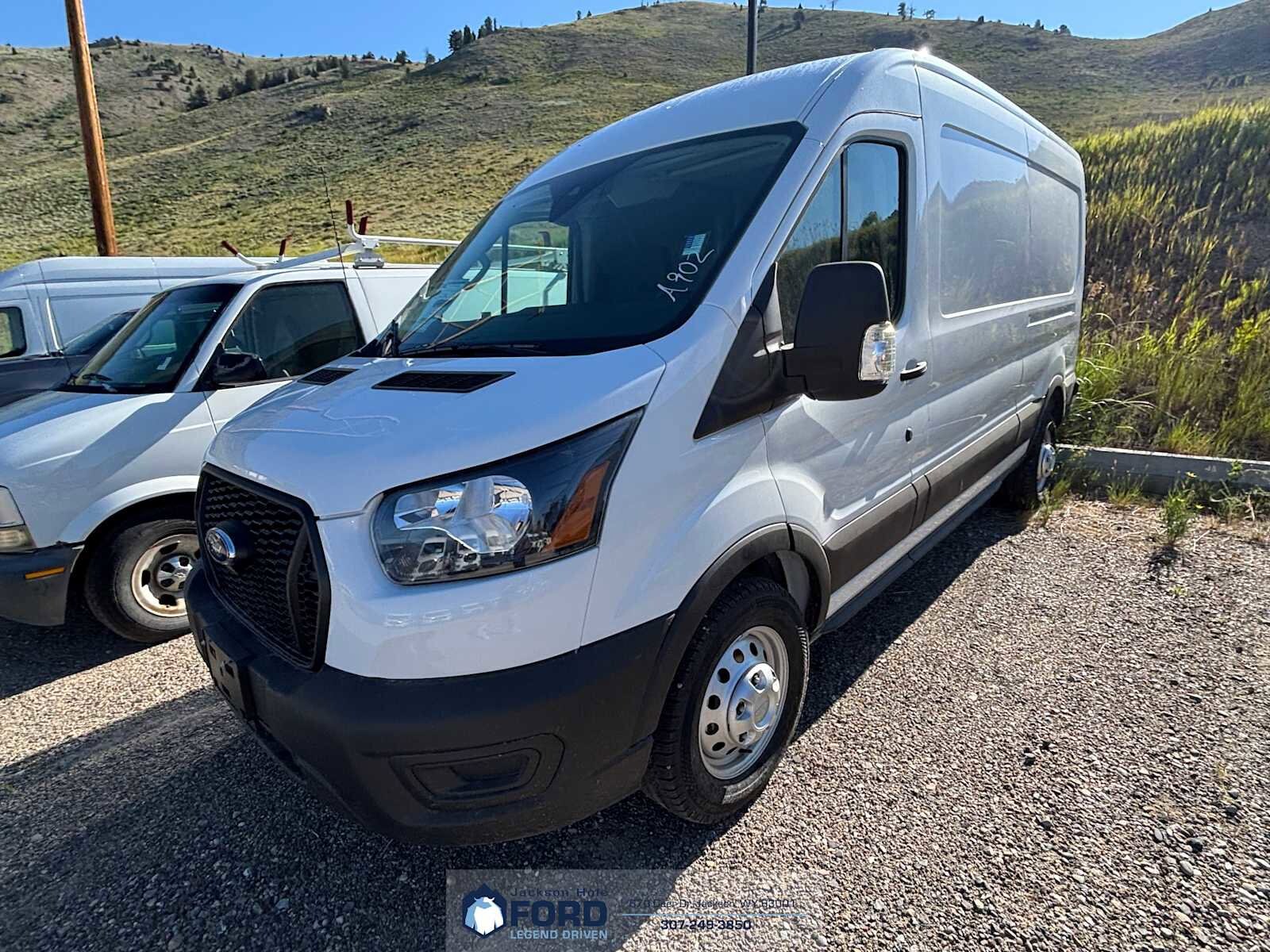 2025 Ford Transit photo 4