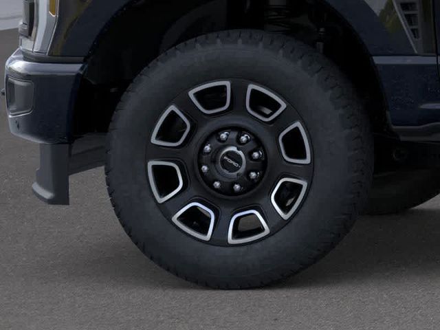 2026 Ford F-350 Super Duty Platinum - Photo 41