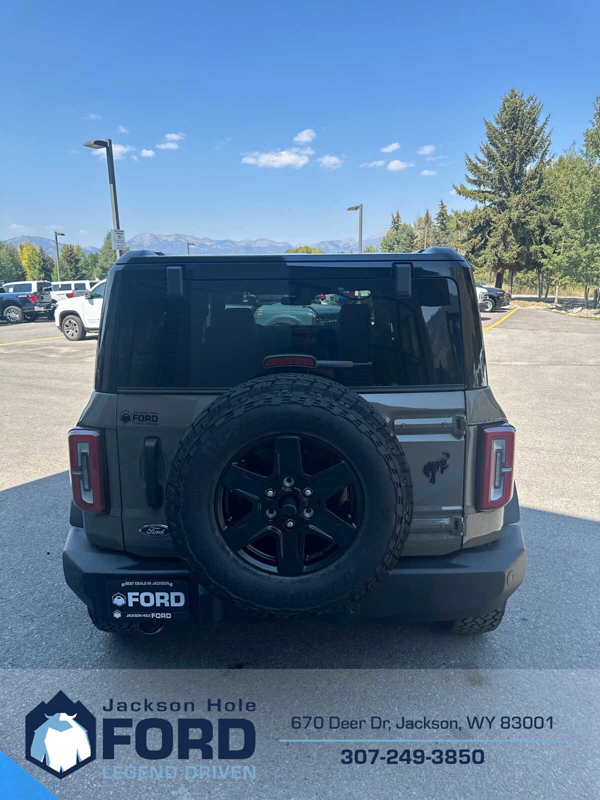 2025 Ford Bronco Outer Banks photo 4