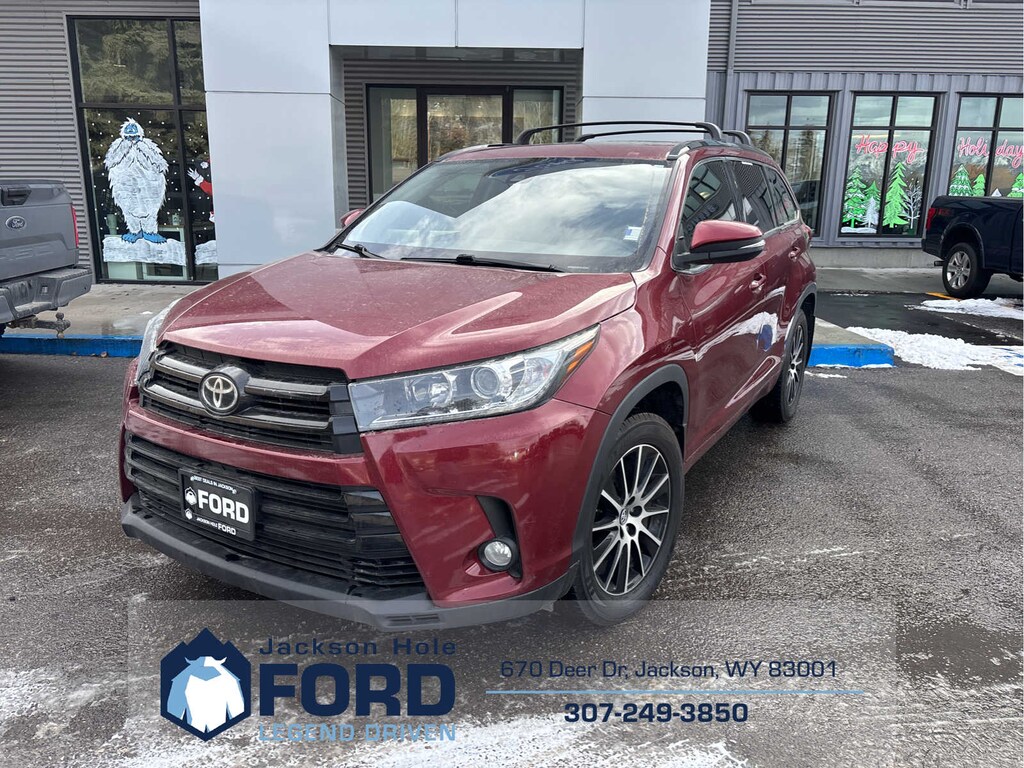 Used 2018 Toyota Highlander SE SUV