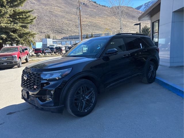 2026 Ford Explorer ST - Photo 9