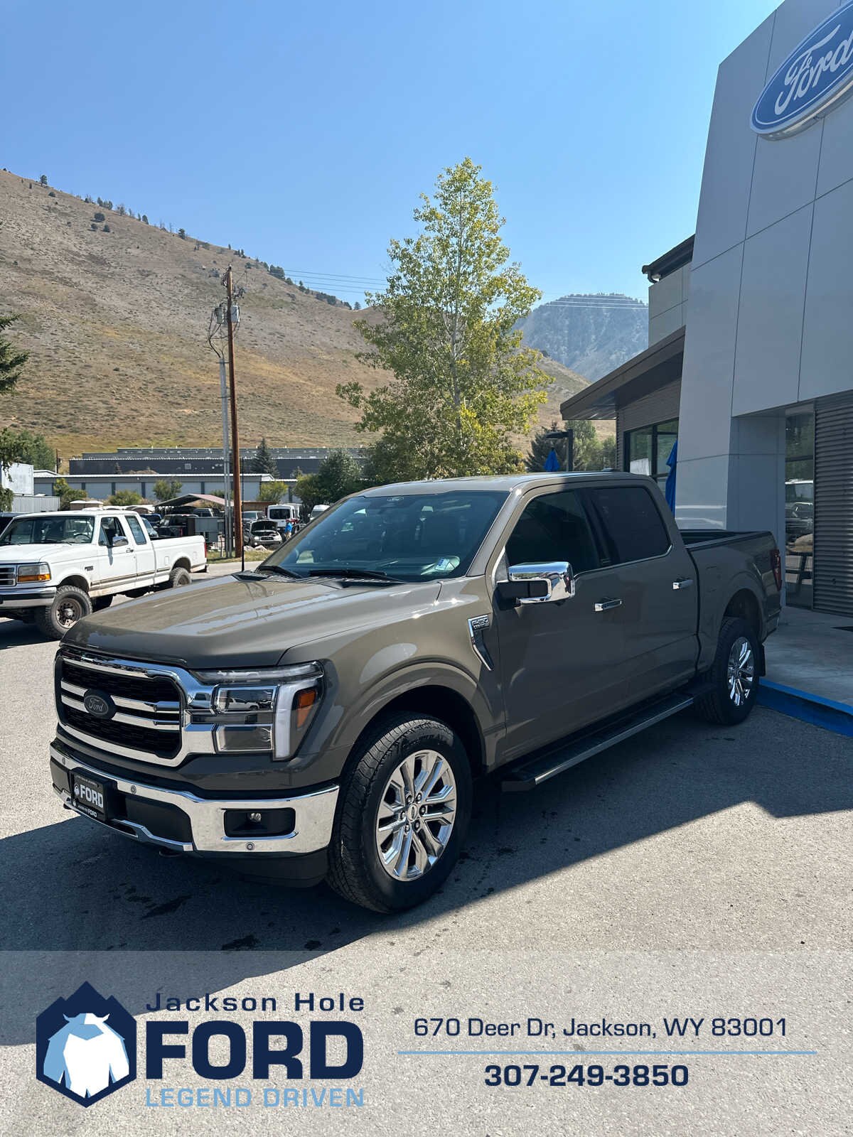 2025 Ford F-150 Lariat photo 2