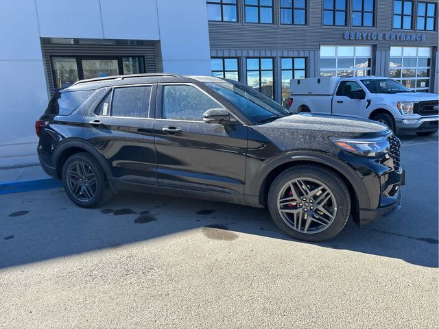 2026 Ford Explorer ST - Photo 18