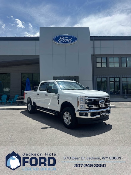 2025 Ford F-250 XLT Truck Crew Cab