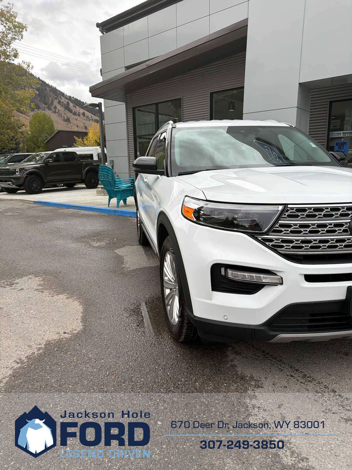2022 Ford Explorer Limited photo 2