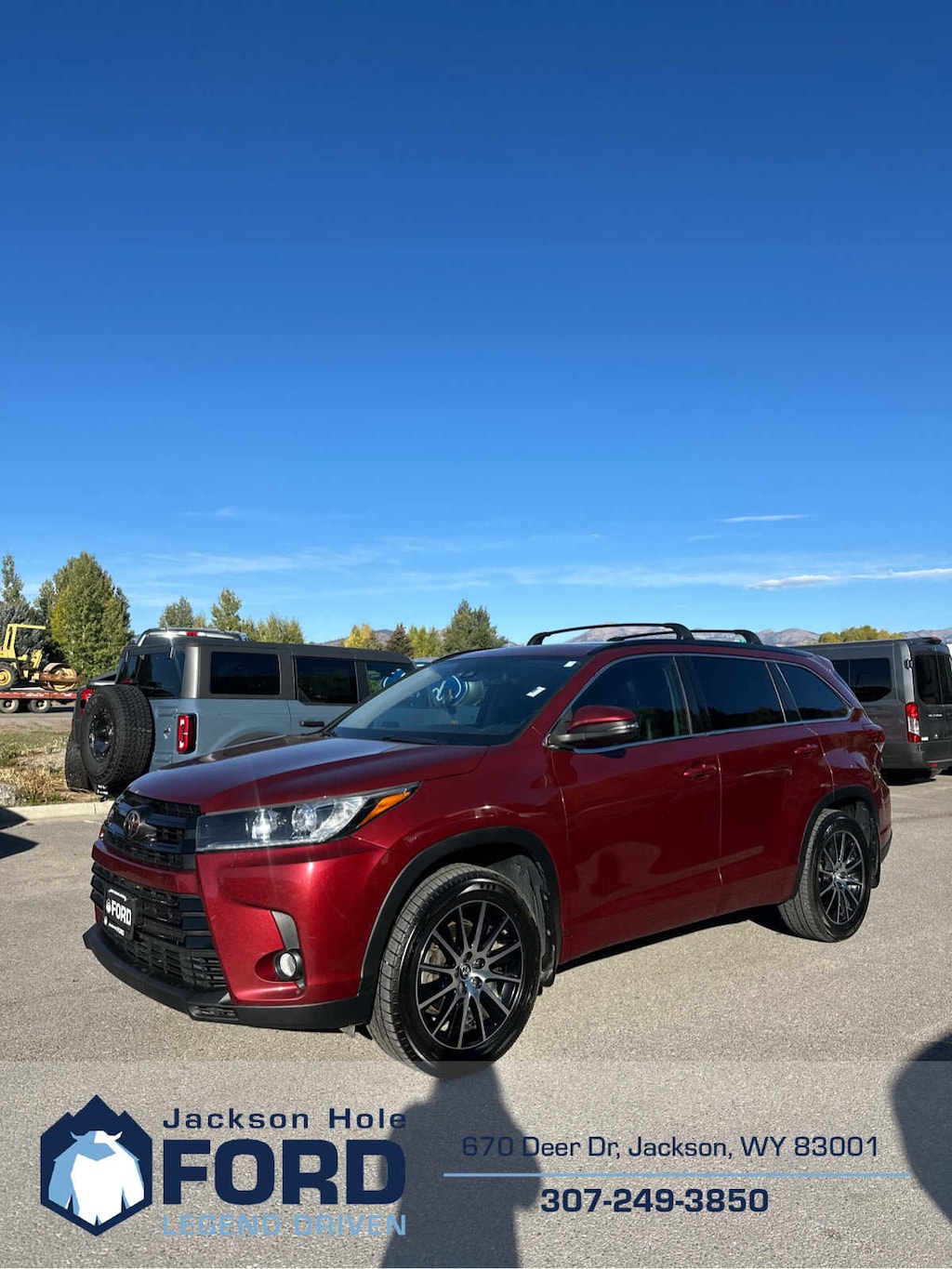 Used 2018 Toyota Highlander SE SUV