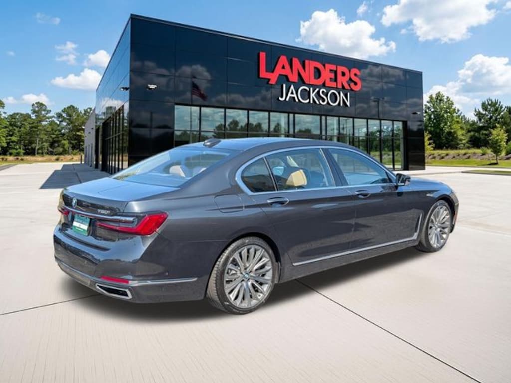 Used 2022 BMW 750i 750i xDrive Sedan