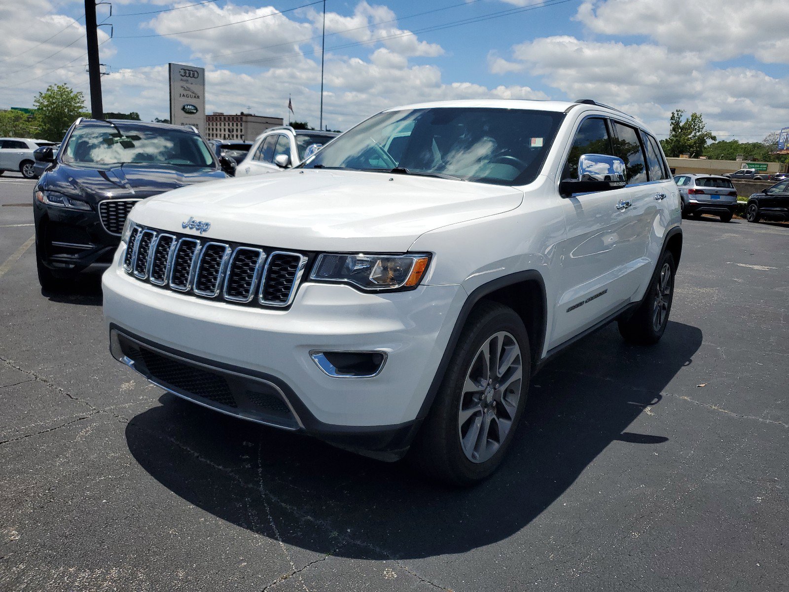 Used 2018 Jeep Grand Cherokee Limited with VIN 1C4RJFBG2JC143789 for sale in Jackson, MS