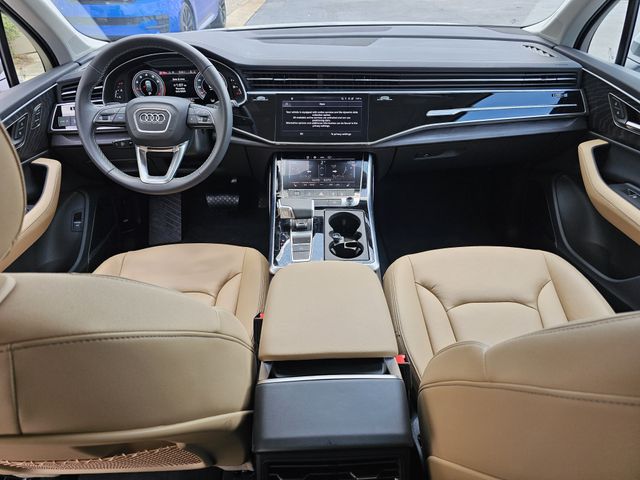 2025 Audi Q7 Premium Plus - Photo 8