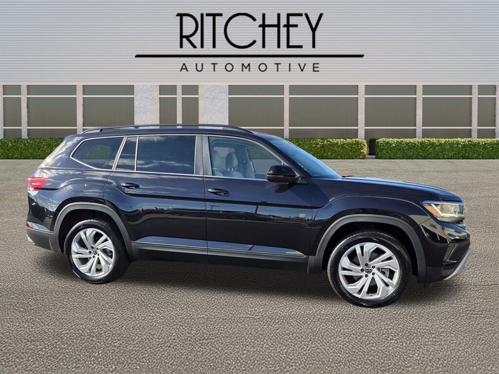 Used 2022 Volkswagen Atlas 2.0T SE w/Technology SUV