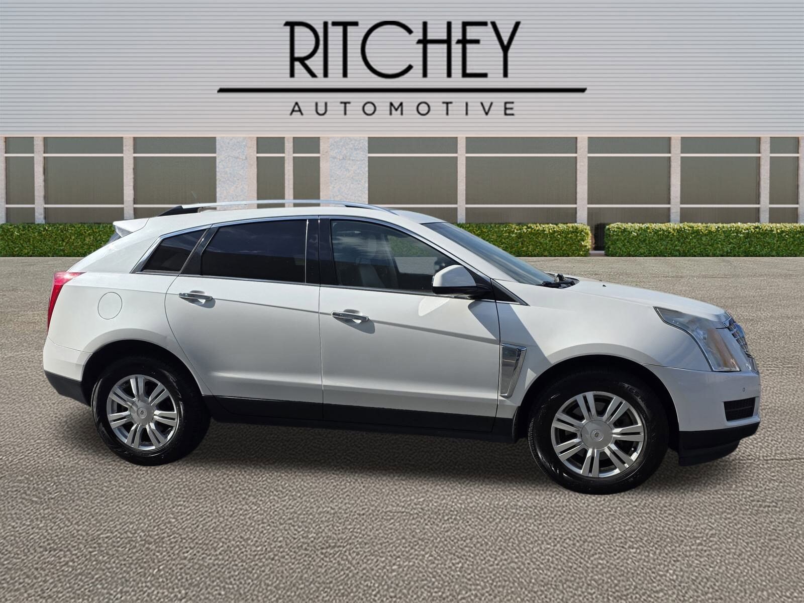 2016 Cadillac SRX Luxury photo 3