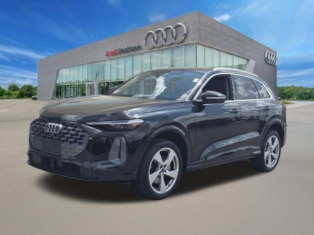 Certified 2025 Audi Q5 2.0T Premium Plus SUV