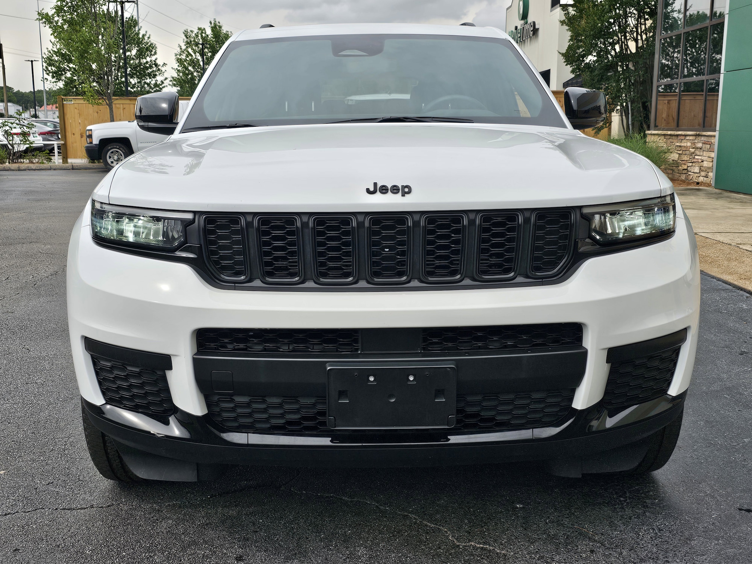 Used 2023 Jeep Grand Cherokee L Altitude with VIN 1C4RJKAGXP8799521 for sale in Jackson, MS