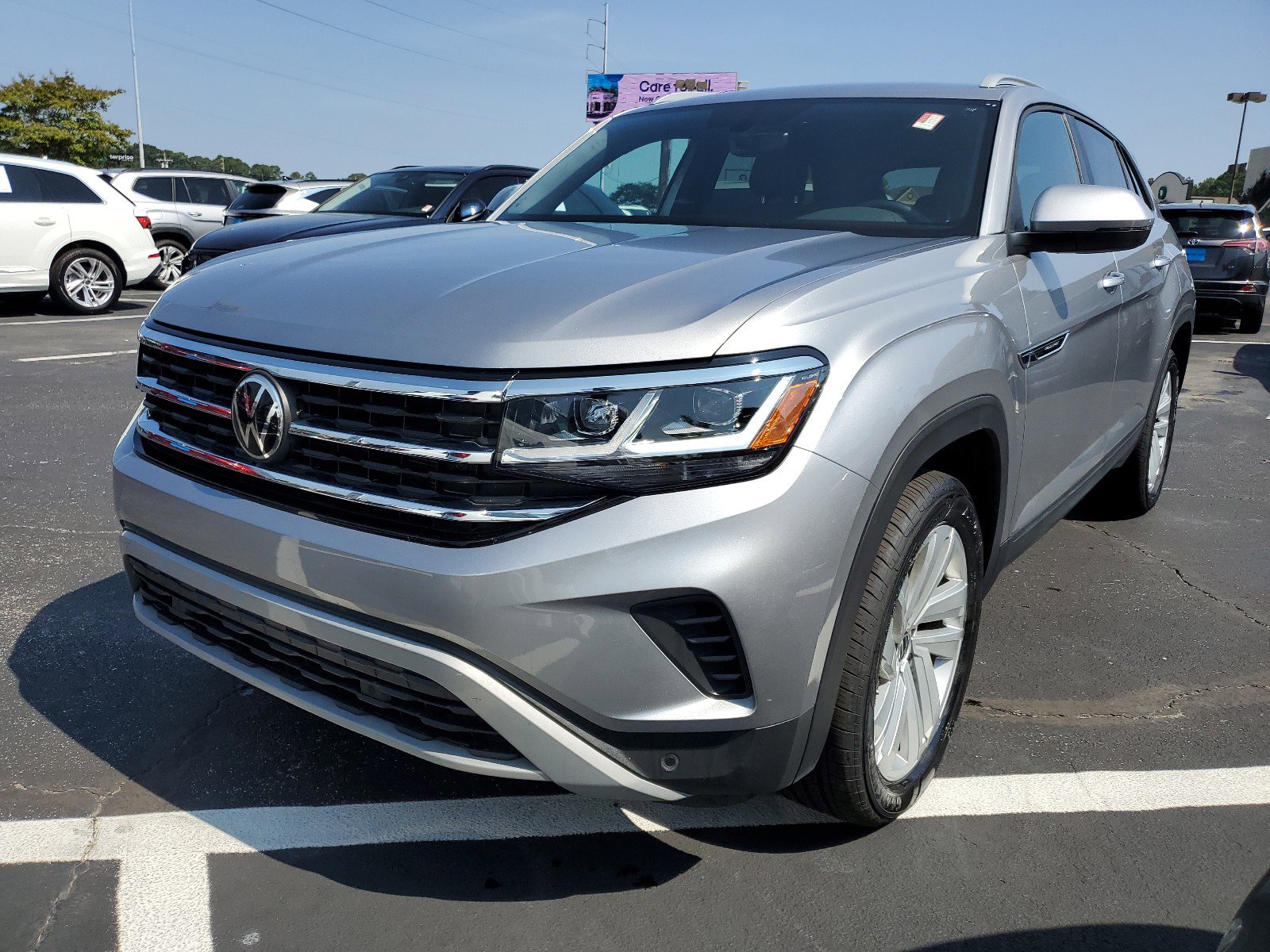 Used 2021 Volkswagen Atlas Cross Sport SE w/Tech with VIN 1V2JE2CA9MC210458 for sale in Jackson, MS