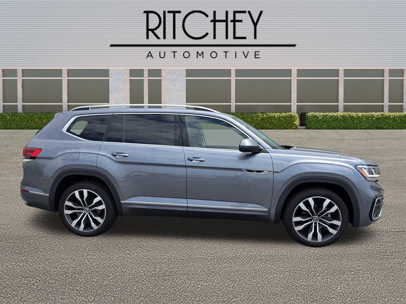 2021 Volkswagen Atlas V6 SEL Premium R-Line photo 2