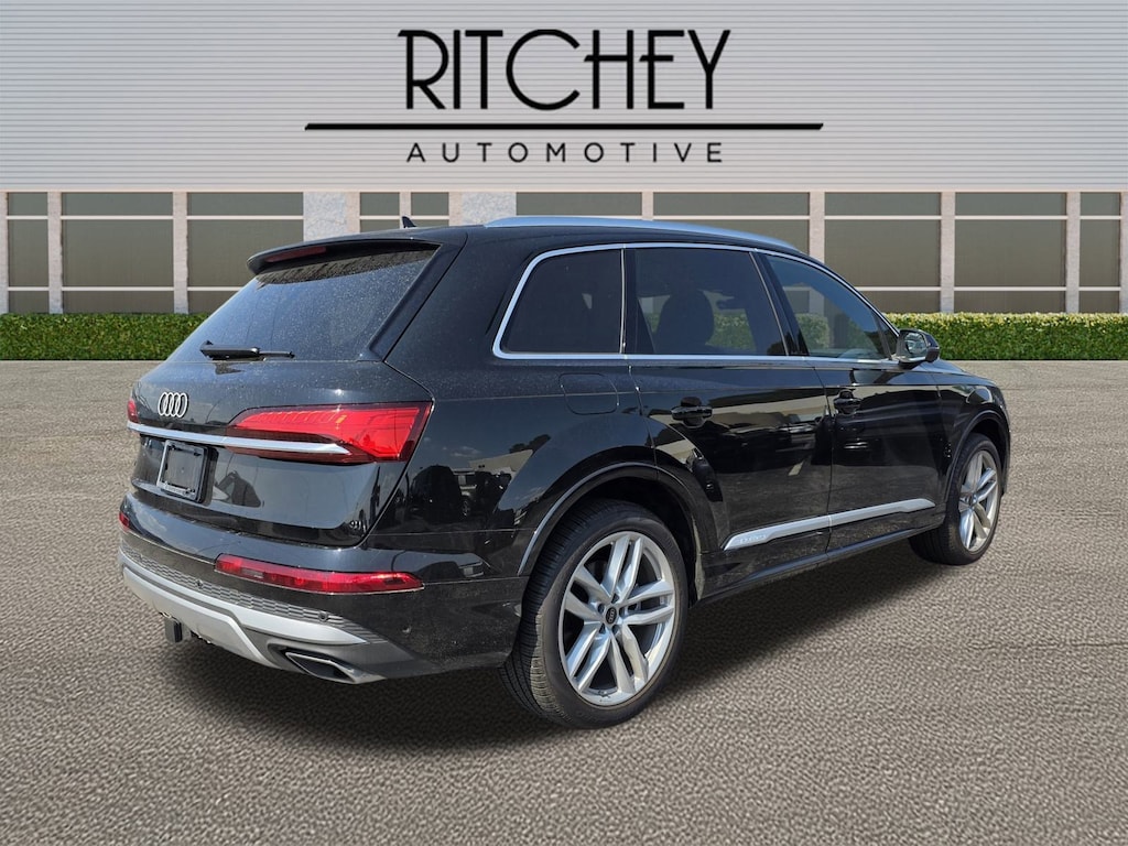 Used 2025 Audi Q7 Premium Plus SUV
