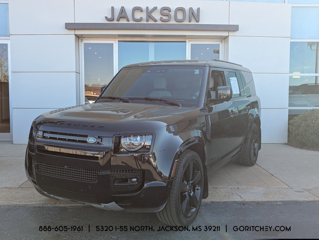 Used 2025 Land Rover Defender 130 V8 SUV