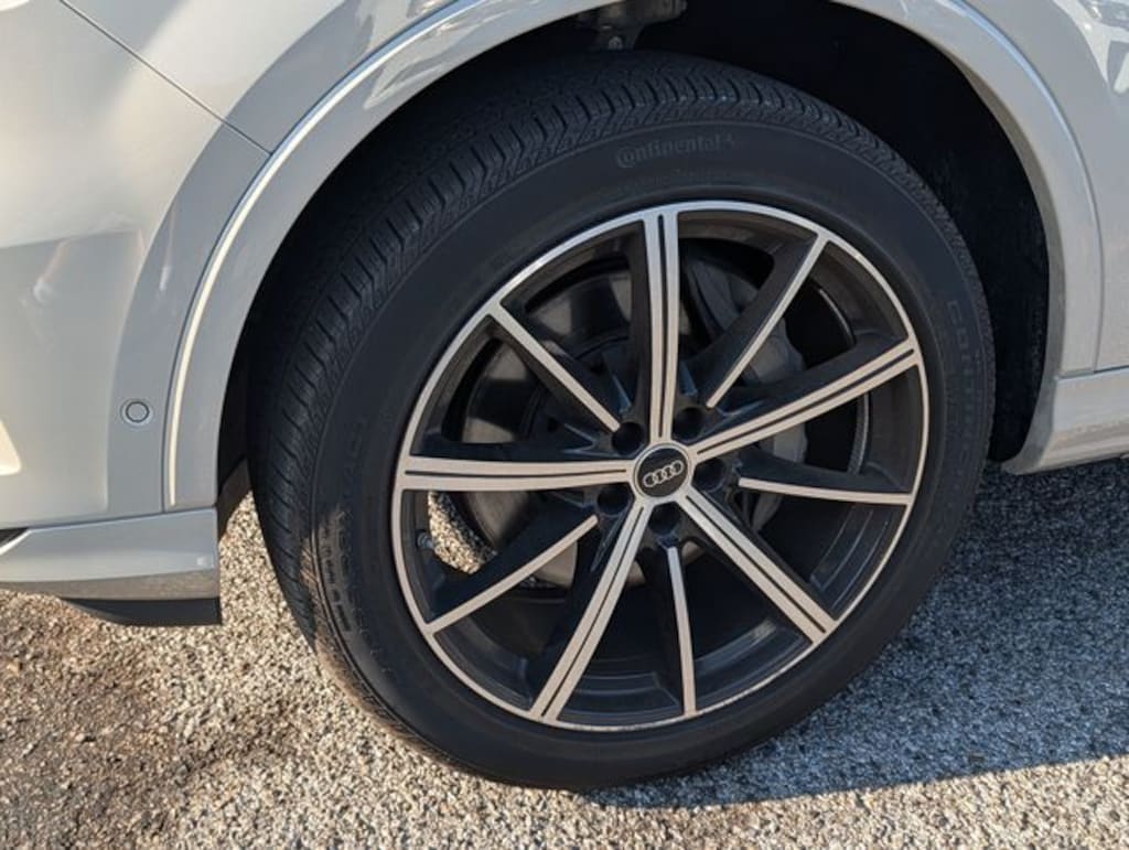 Used 2024 Audi Q7 55 Premium Plus SUV