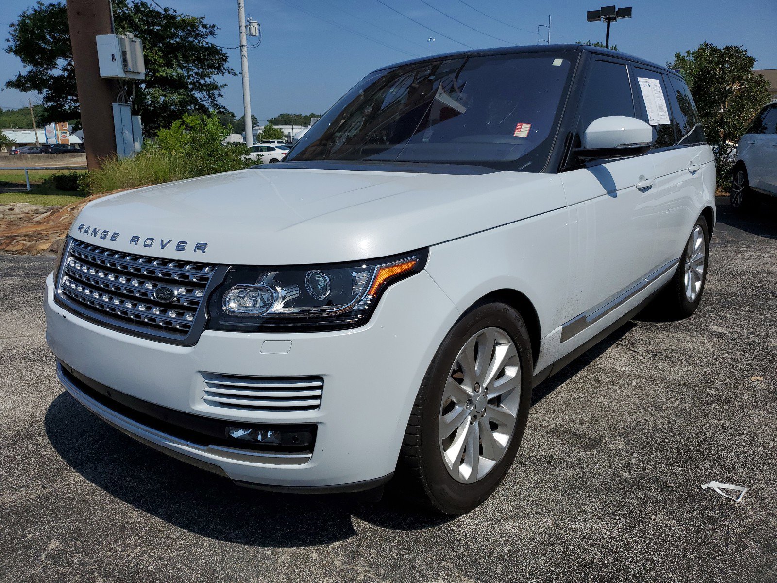 Used 2017 Land Rover Range Rover HSE with VIN SALGS2FV4HA327880 for sale in Jackson, MS