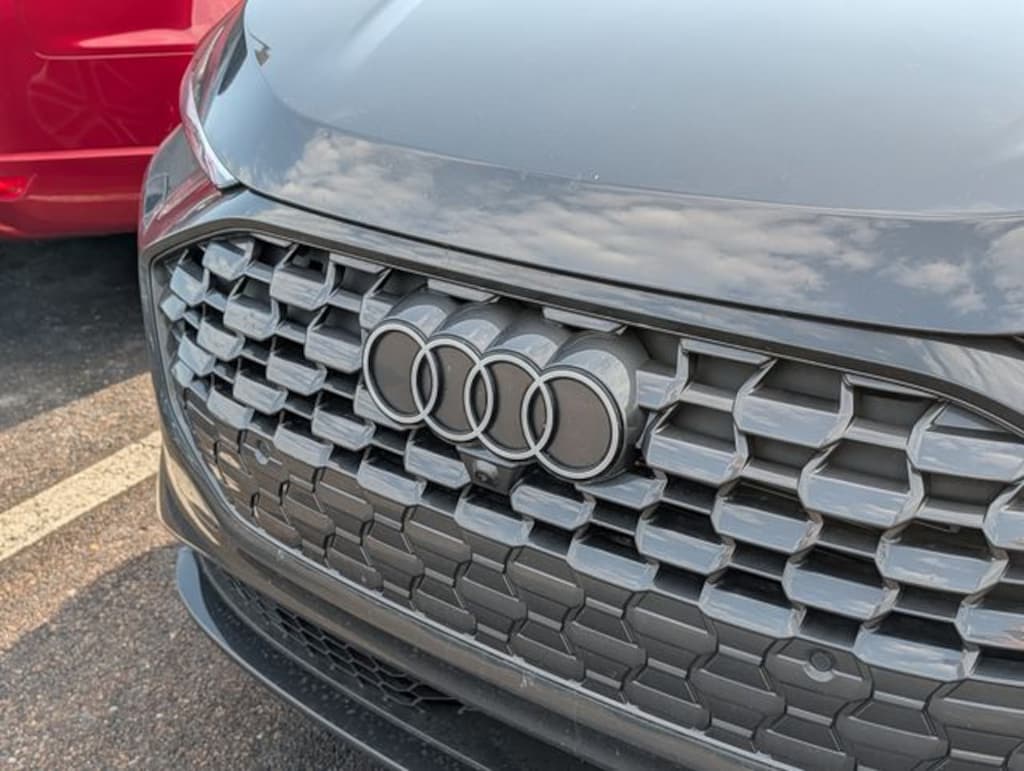 Certified 2025 Audi Q5 2.0T Premium SUV