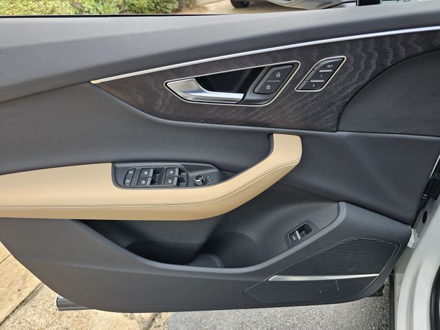 2025 Audi Q7 Premium Plus - Photo 15