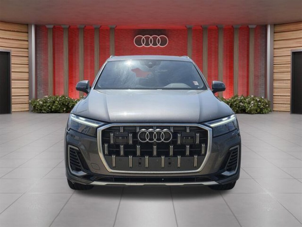 Certified 2025 Audi Q7 55 Premium Plus SUV