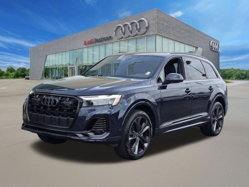 Certified 2025 Audi Q7 55 Premium Plus SUV