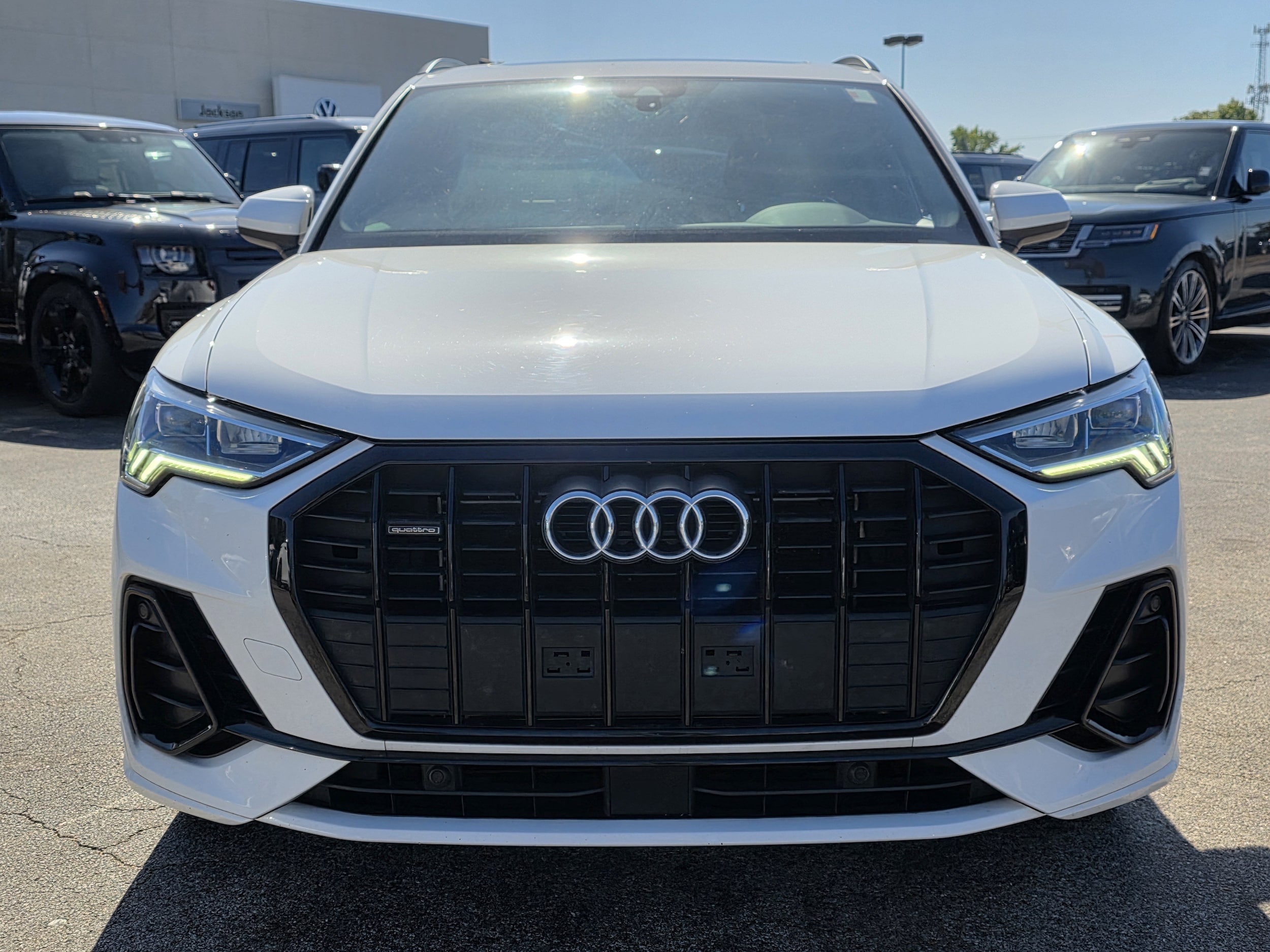 2021 Audi Q3 S line Premium Plus photo 2