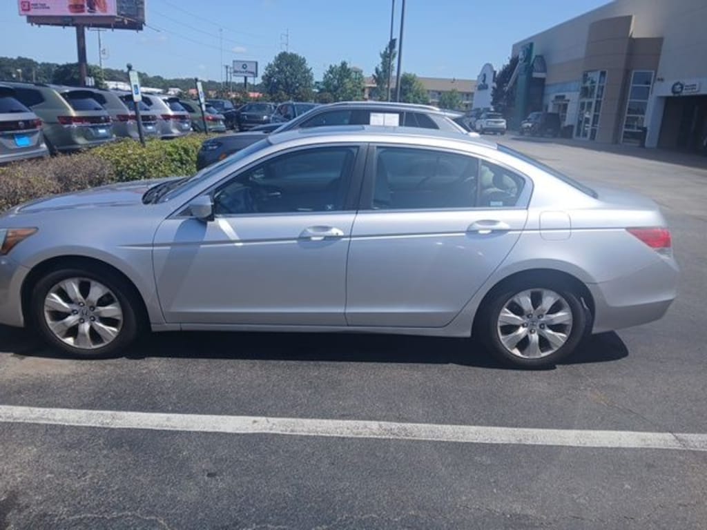 Used 2010 Honda Accord EX-L Sedan