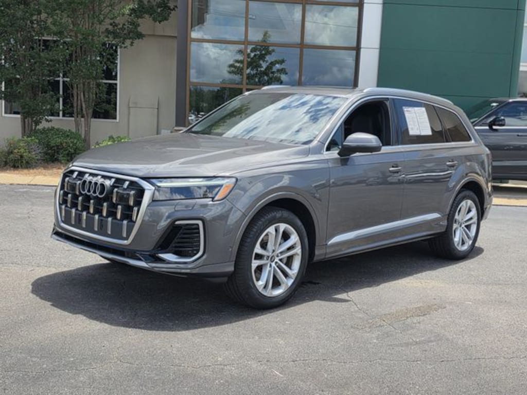 Certified 2025 Audi Q7 55 Premium SUV
