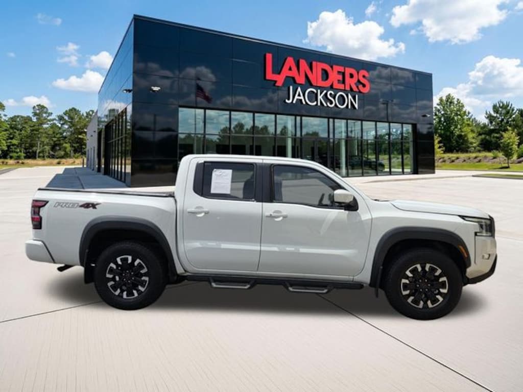 Used 2023 Nissan Frontier PRO-4X Truck Crew Cab