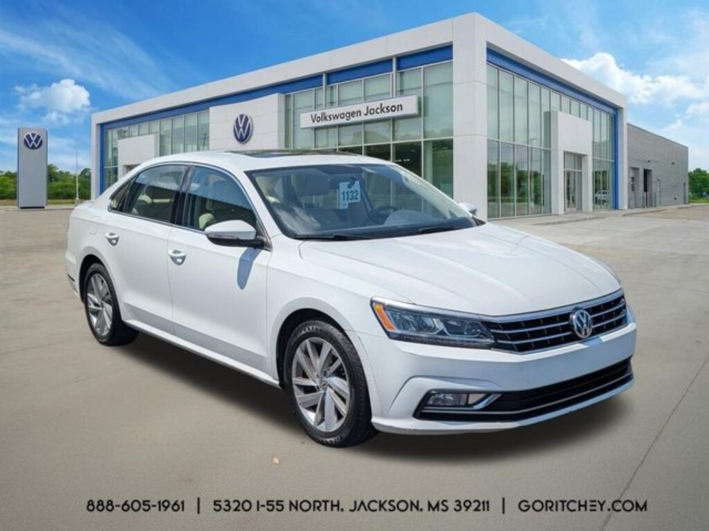 Used 2018 Volkswagen Passat 2.0T SE Sedan