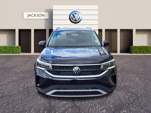 2024 Volkswagen Taos SE - Photo 9