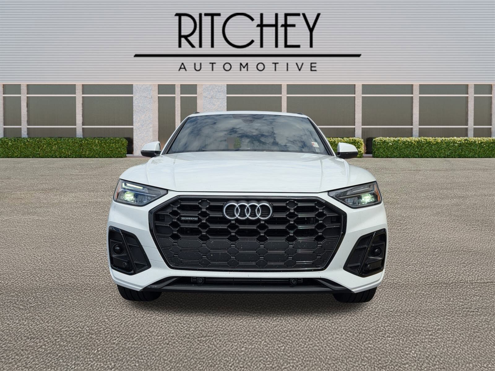 2025 Audi Q5 S line Premium photo 2