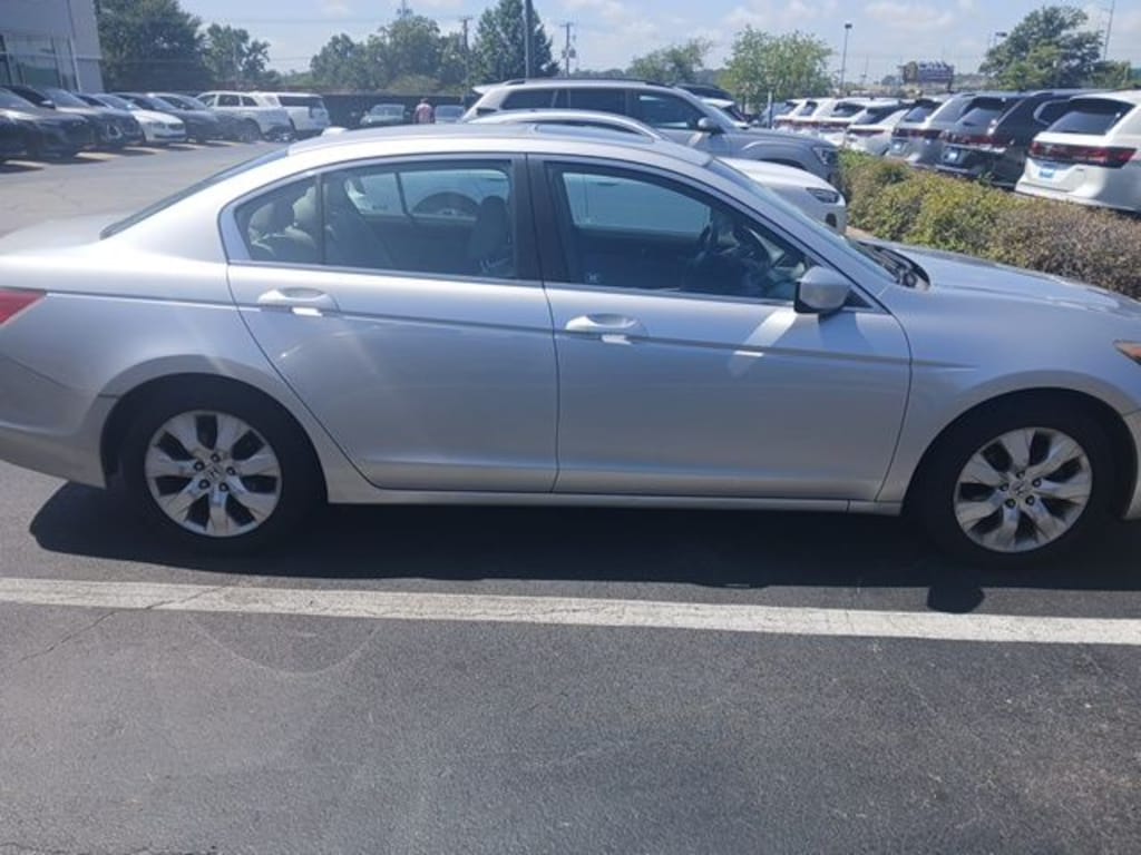 Used 2010 Honda Accord EX-L Sedan